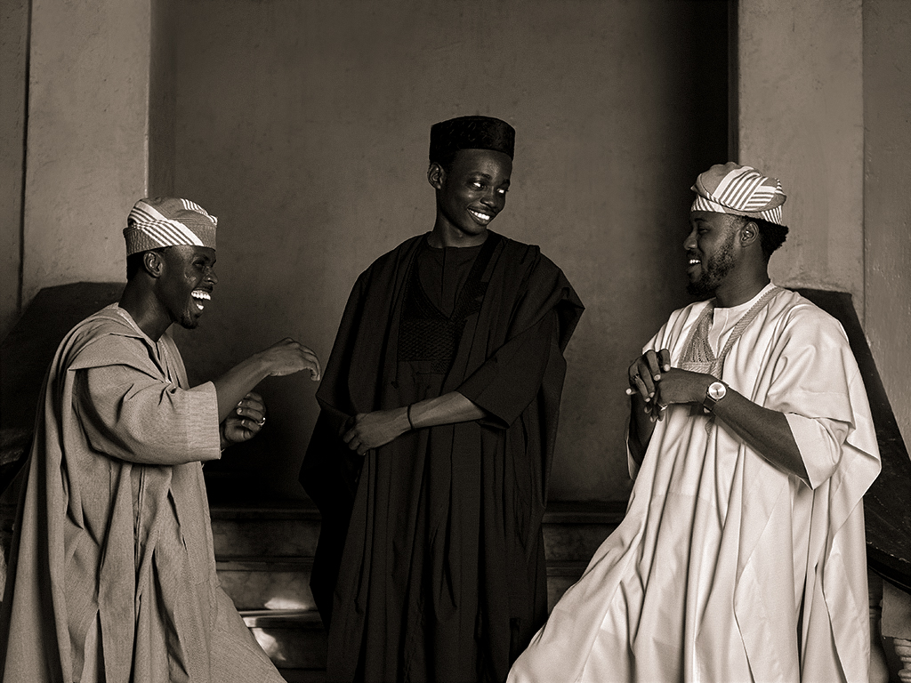 Orí Adé agbada fabrics and clothing materials featured in a brand photoshoot by Oxgital.